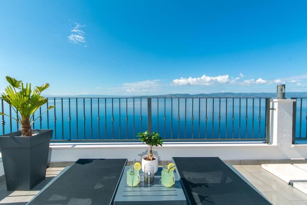 Apartman Macan Brela Exterior foto
